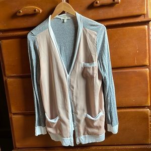 Monteau Medium lightweight pink grey color blocked cardigan with pockets